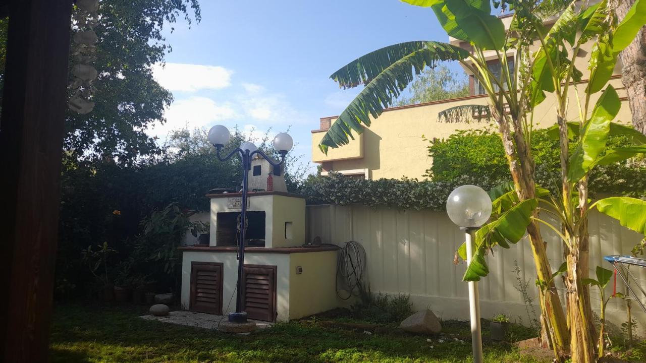 Brezza Di Mare Appartamento In Villa Con Giardino E Spiaggia ,Casa Vacanze Al Mare Quartu SantʼElena Exterior foto